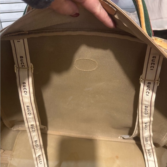 Gucci Brown Monogram travel bag - Picture 12 of 16